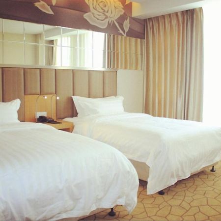 Metropolo Shenyang Wanda Plaza-Beiyi Road Hotel Exterior photo